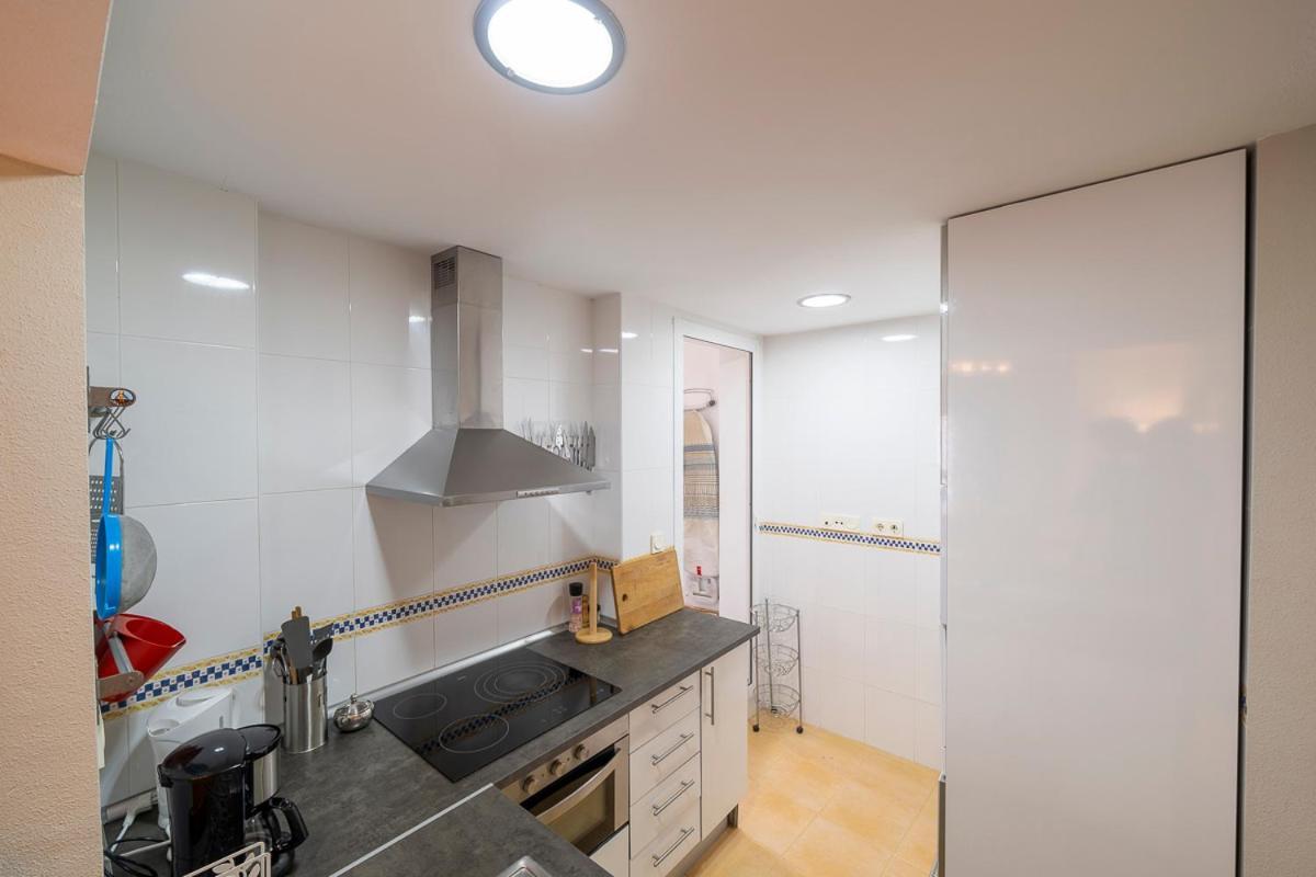 Апартаменти Apartamento Cantarero Нерха Екстер'єр фото